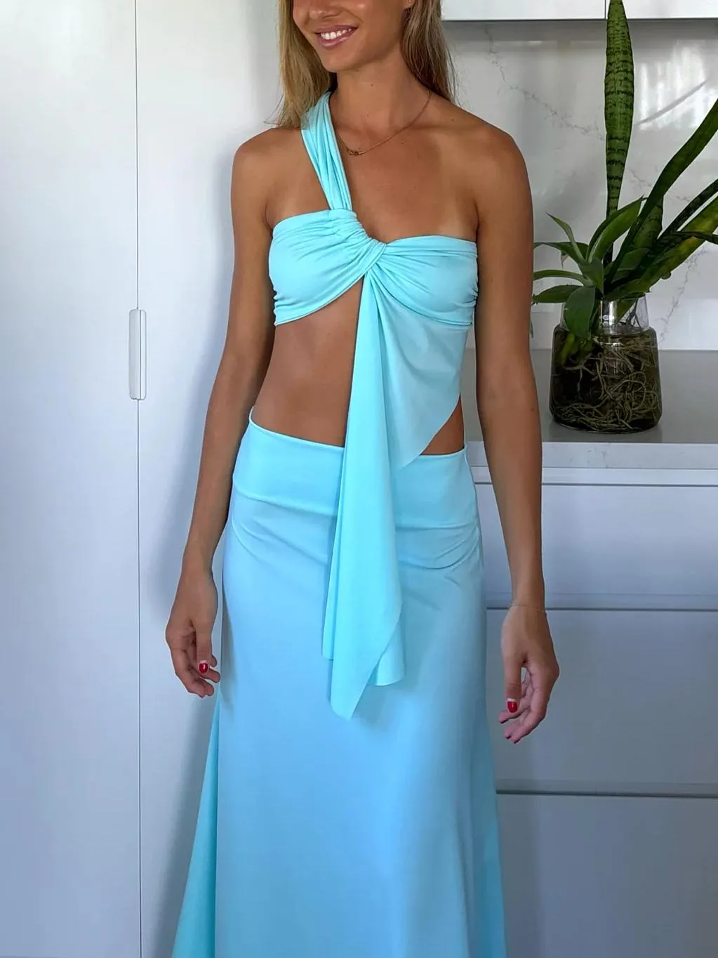 Cross Shoulder Design Swimsuit Set