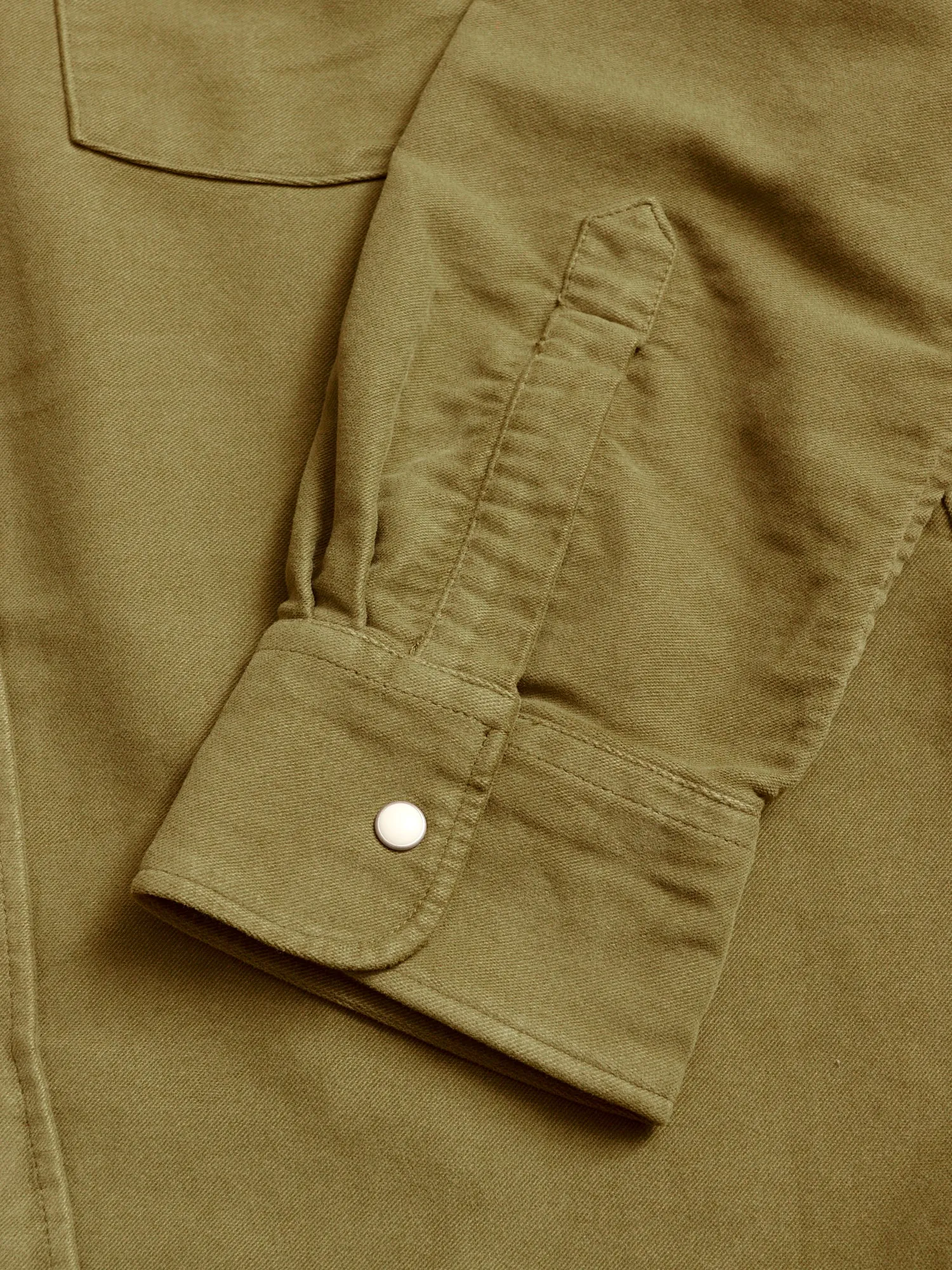 Moleskin Pearl Snap Shirt in Olive