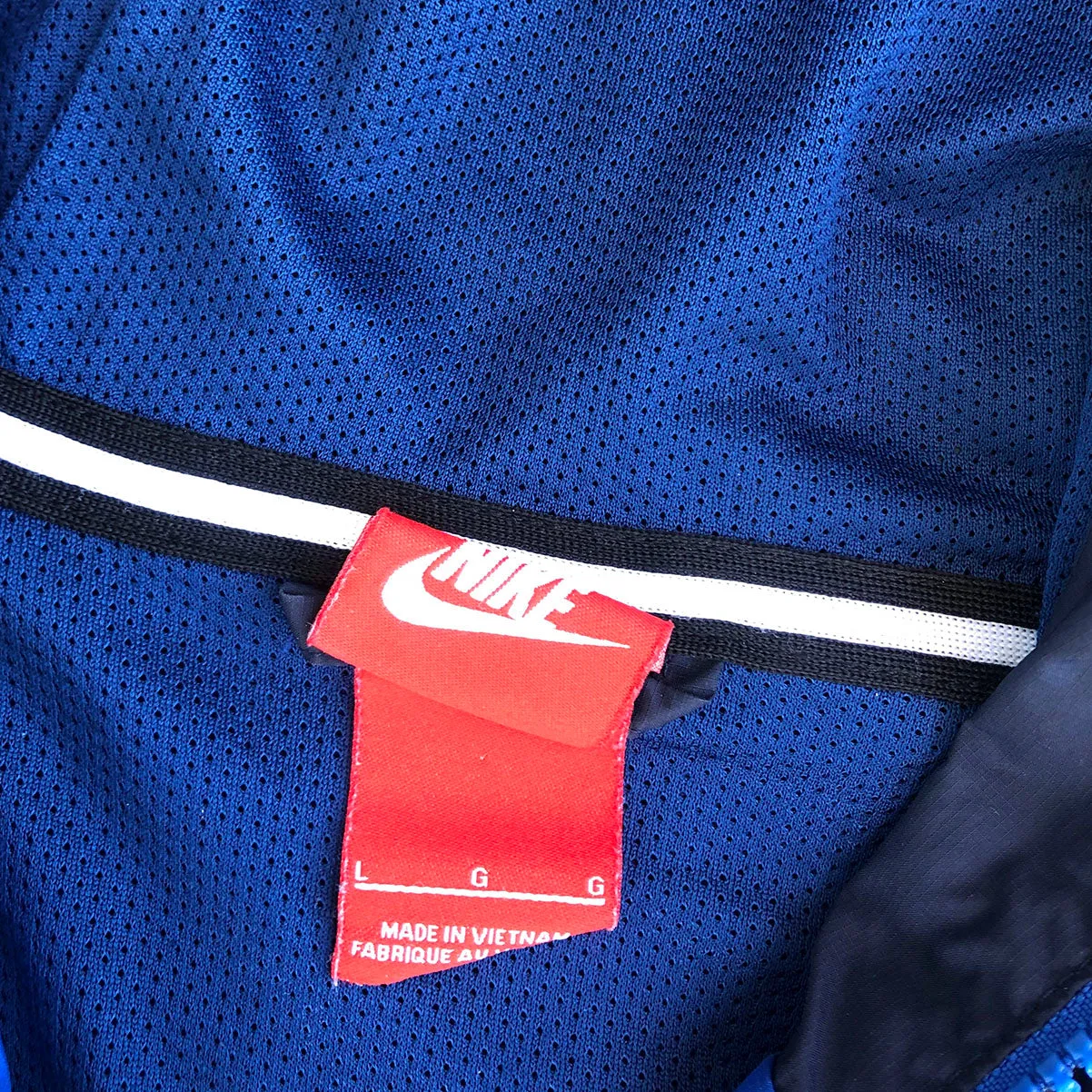 Nike Windbreaker Jacket L