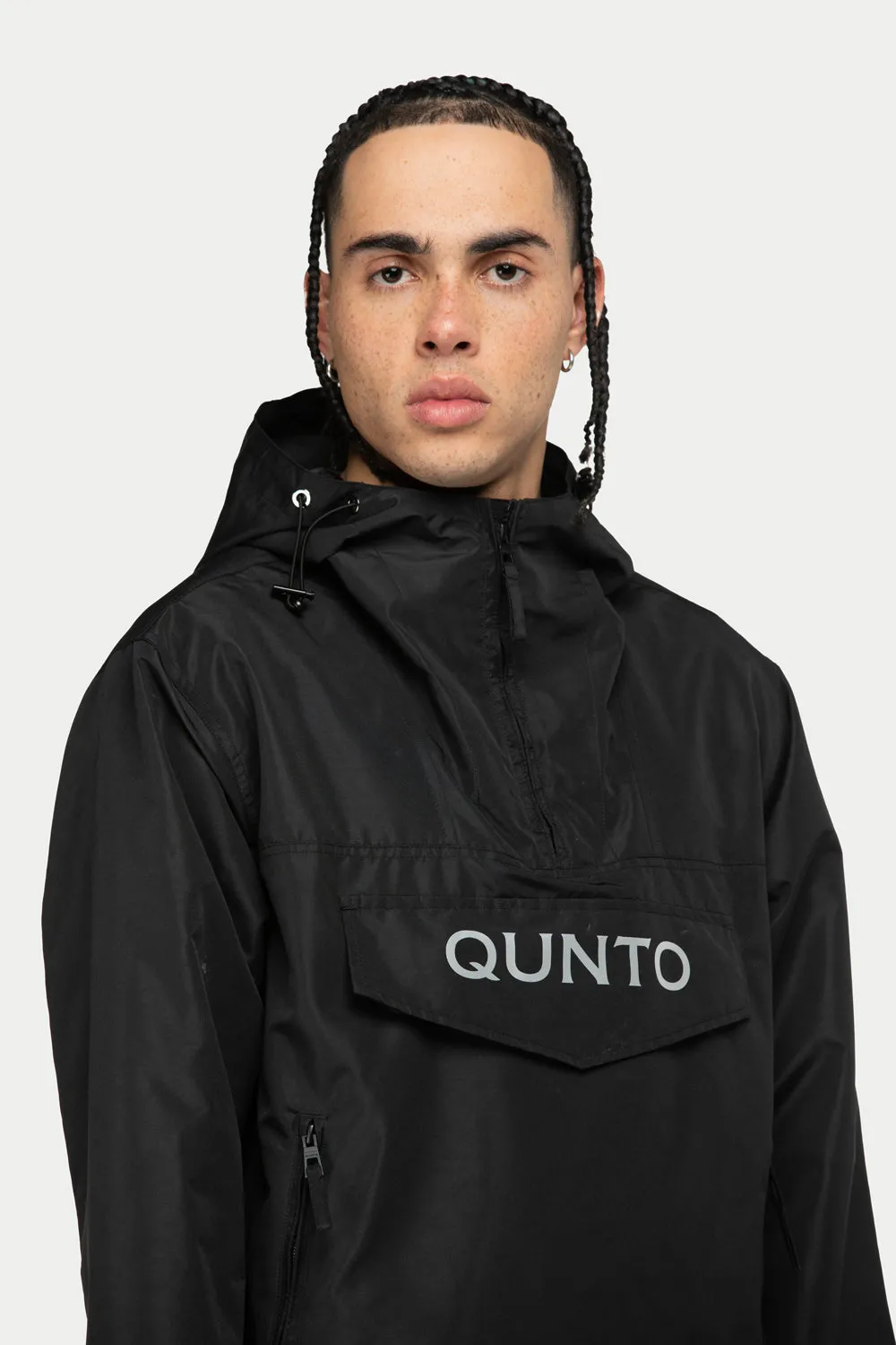 Qunto Windbreaker Black
