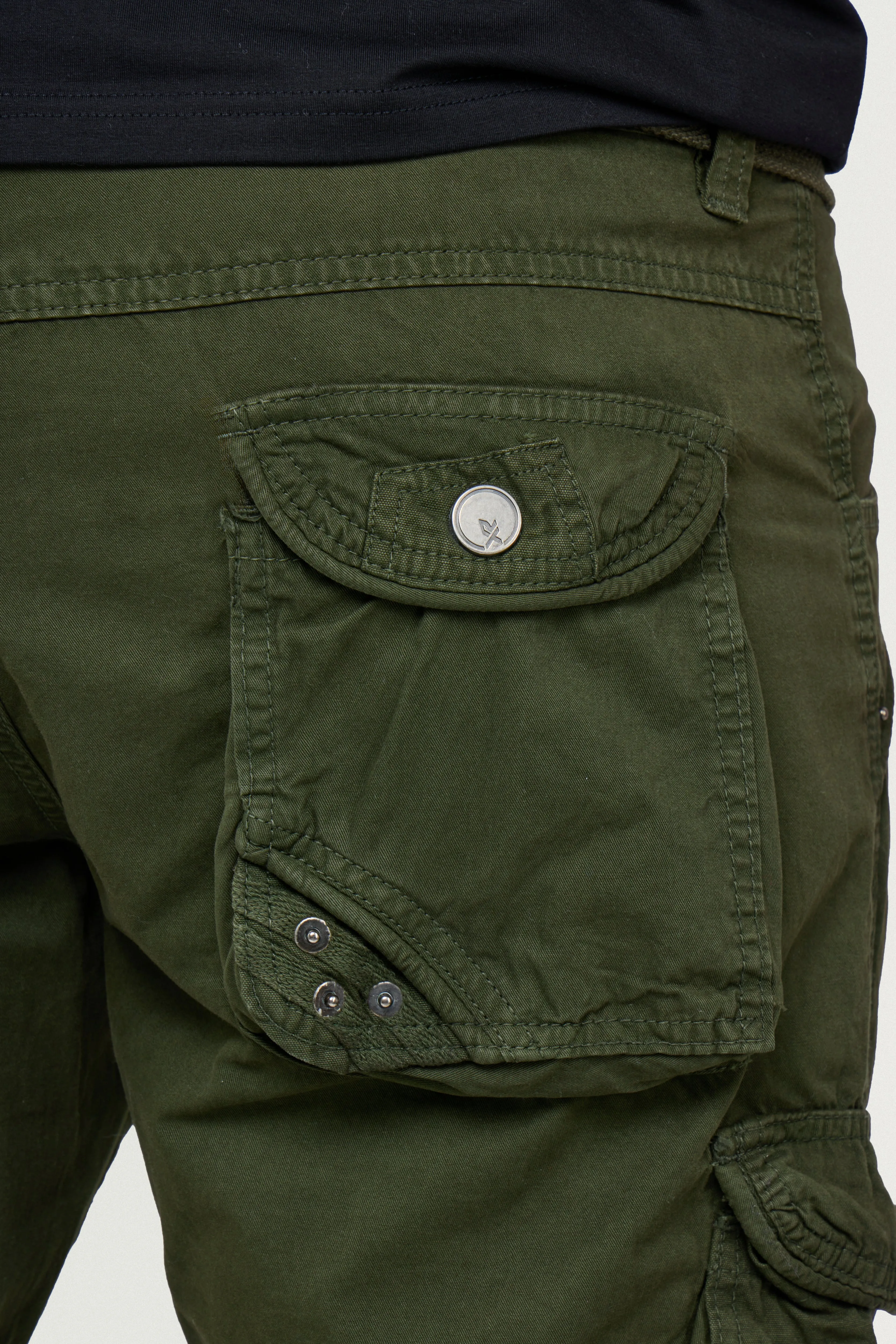 X RAY Men's 12.5" Long Cotton Cargo Shorts